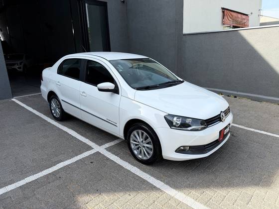 VOLKSWAGEN VOYAGE 1.6 MI COMFORTLINE 8V FLEX 4P AUTOMATIZADO
